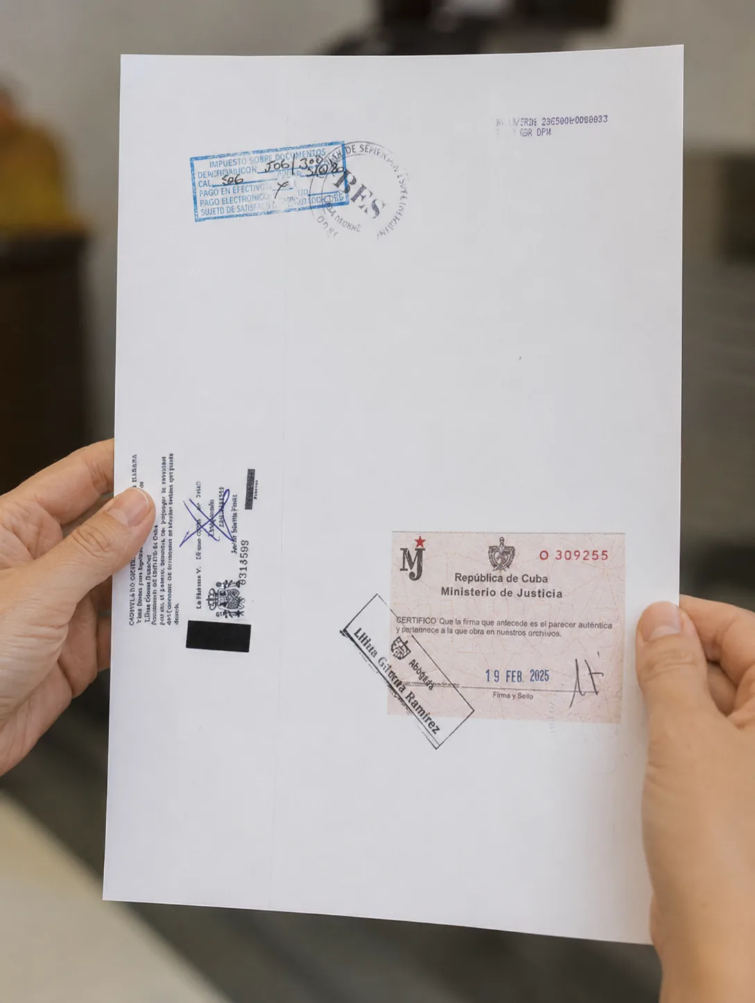 Familia cubana reunida en España tras la reagrupación familiar